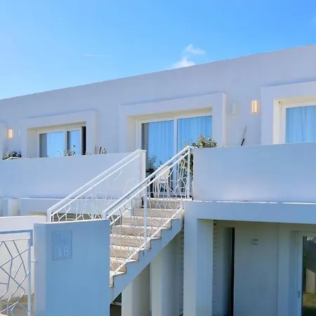 Apartment Con Piscina A 250 Mt Dalla La Pelosa Stintino